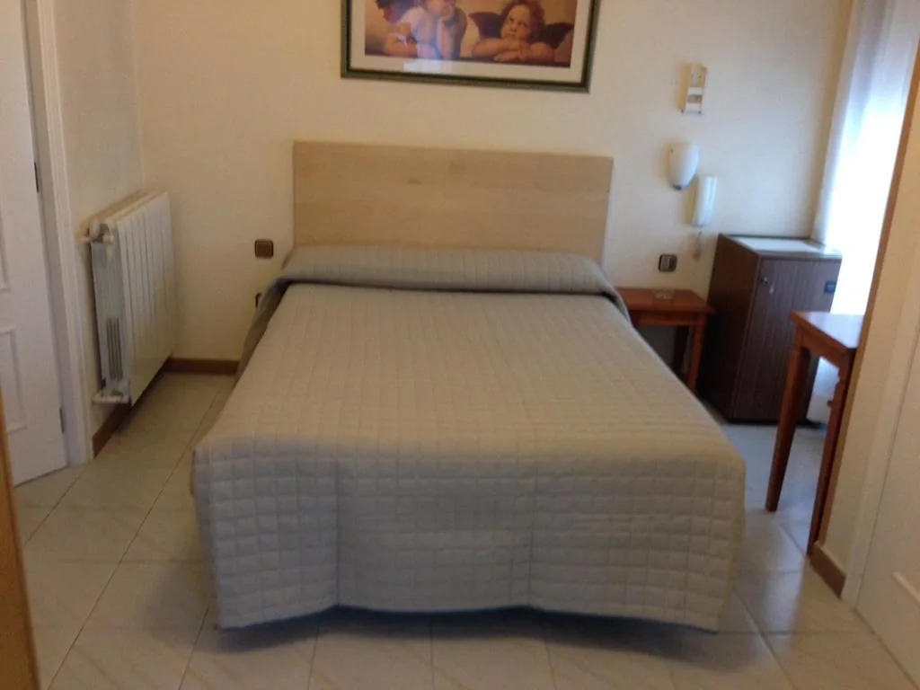 Doppelzimmer — Hostal Cervantes