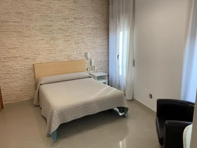 Hostal Cervantes — Foto 2