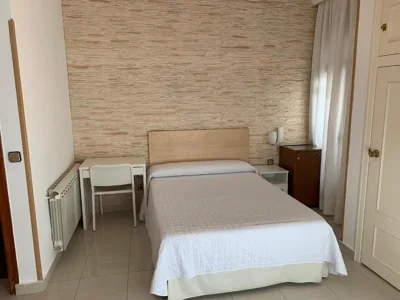 Hostal Cervantes — Foto 5