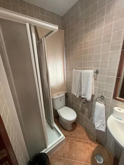 HOSTAL CHIQUININO II — Foto 4