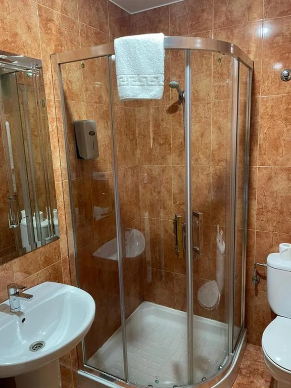 Camera doppia - 2 letti — HOSTAL CID