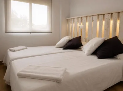 Hostal Ciempozuelos, Parque Warner y Madrid — foto 11