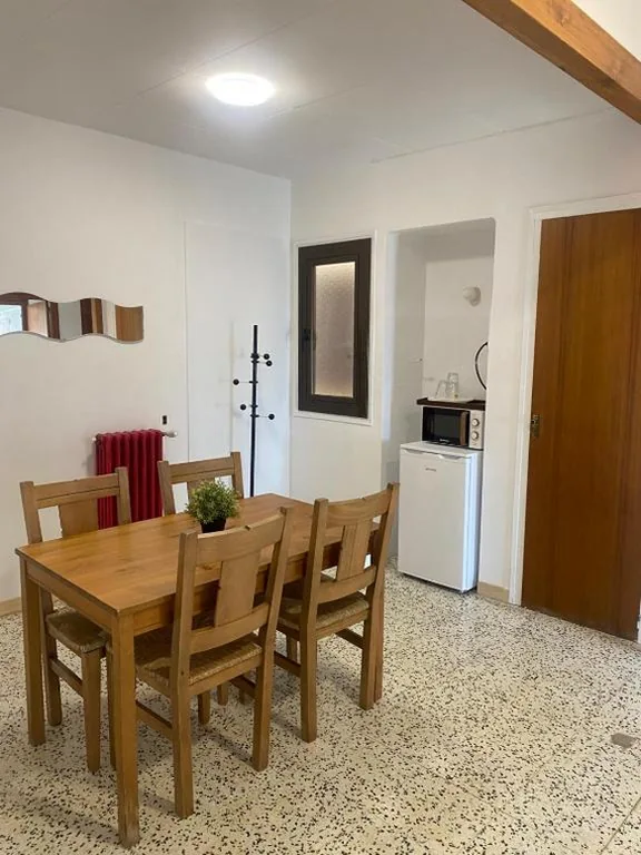 Familienzimmer — Hostal Collsacabra