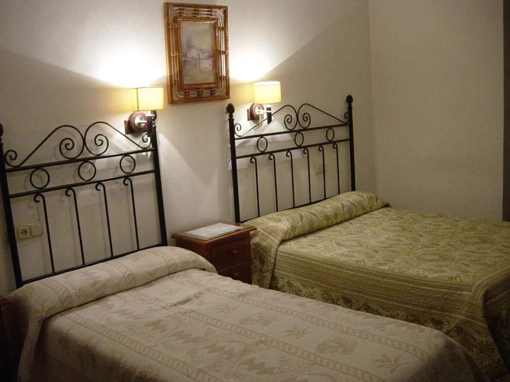 Doppelzimmer mit 2 Einzelbetten — Hostal Colon Antequera