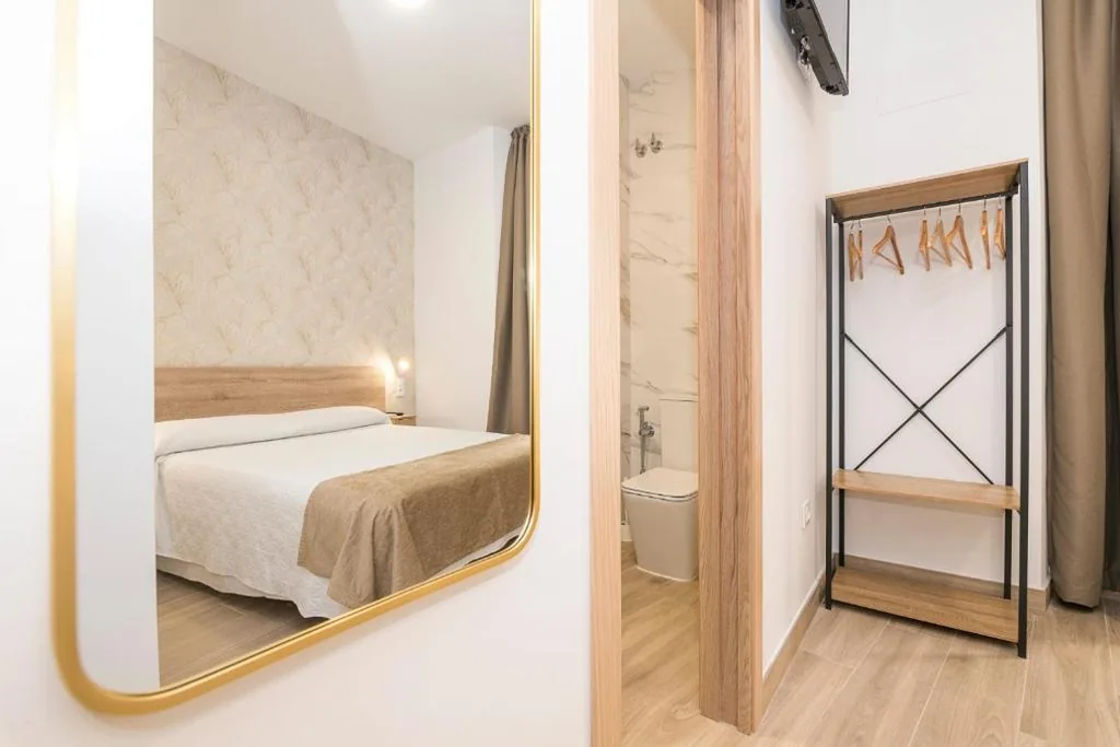 Habitación Doble — Hostal Colón Don Miguel