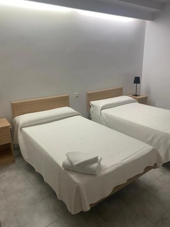 Habitación Doble - 2 camas — Hostal Concepción