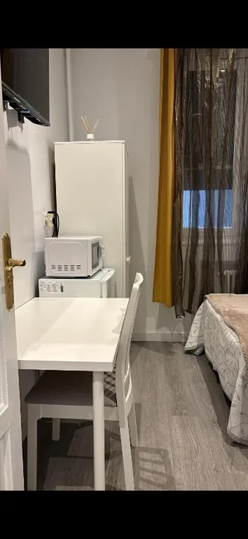 Camera tripla classica — Hostal Conchita