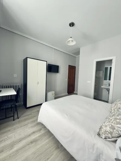 Hostal Conde De Alba — photo 4