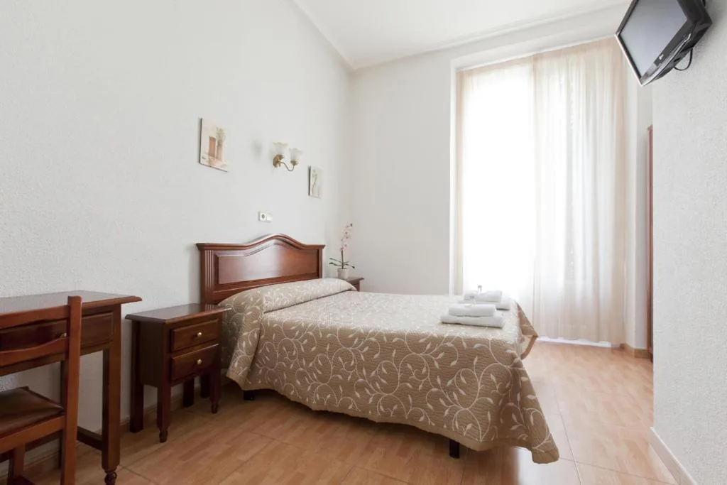 Habitación Doble — Hostal Condestable