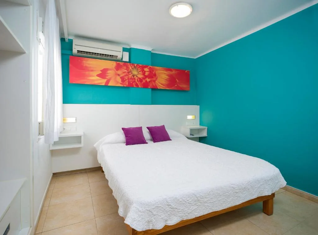 Doppelzimmer – 1 oder 2 Betten — Hostal Costa Blanca