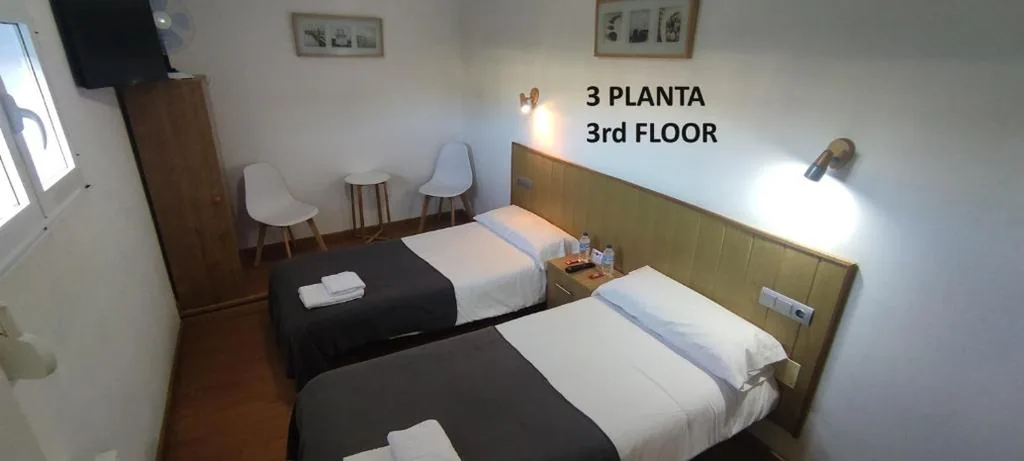 Economy-Doppelzimmer – 2 Betten — Hostal Cruce