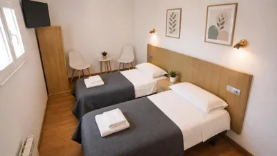 Hostal Cruce — Foto 2