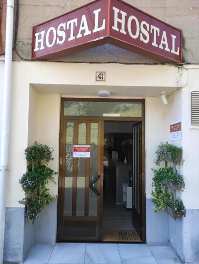 Hostal Cruce — Foto 10