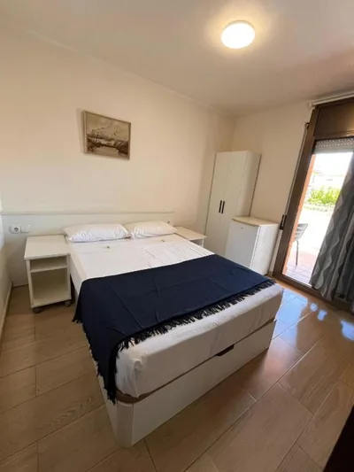 Hostal Cubelles — foto 2