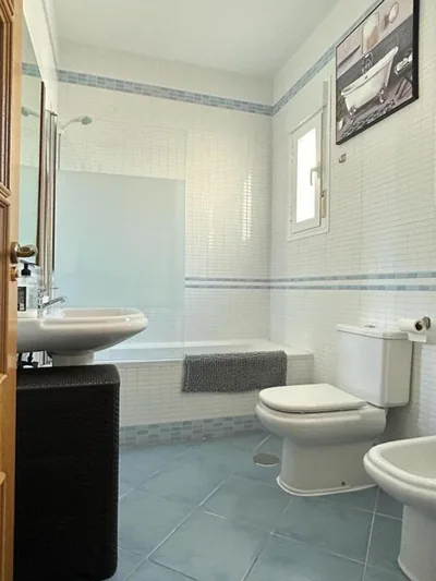 Hostal Cueva De Los Frailes — Foto 7