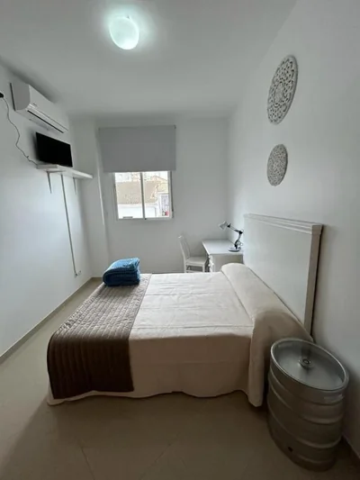 Hostal Cueva De Los Frailes — Foto 10