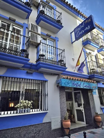 Hostal Cuevas — foto 7