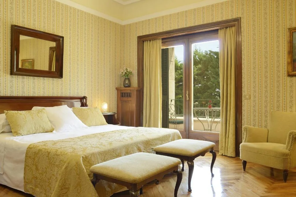 Camera doppia classica con terrazza, letto aggiunto e accesso alla spa — Hostal de la Gavina GL - The Leading Hotels of the World