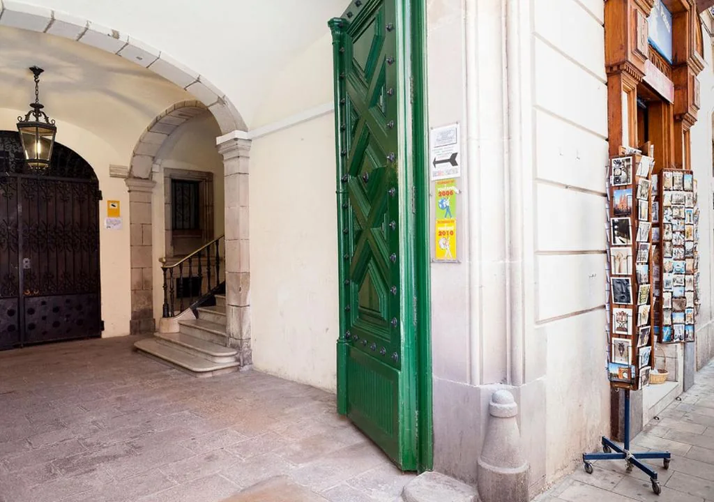Chambre individuelle Deluxe avec balcon — Hostal del Palau