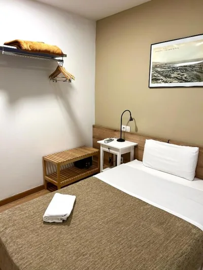 Hostal Delfos — Foto 8