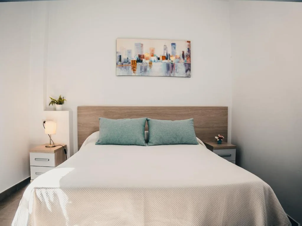 Quarto Duplo com casa de banho privativa — Hostal Delia