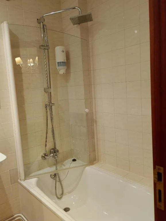 シングルルーム — Hostal Docar