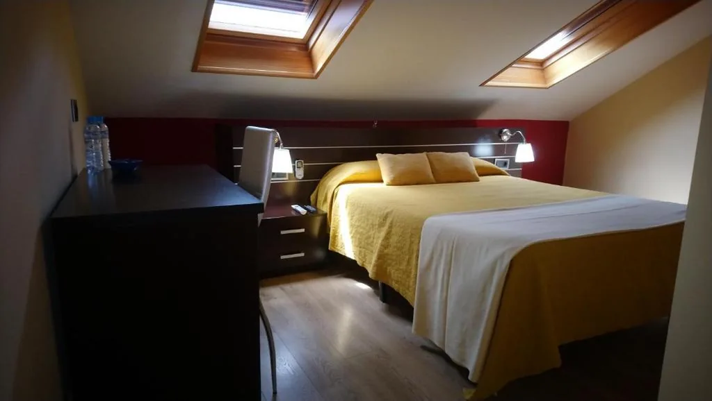 Zimmer mit Doppelbett — Hostal Doña Juana