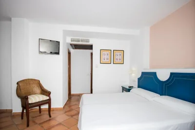 Hostal Doña Lola Marina — photo 2