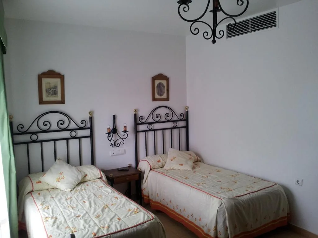 Tweepersoonskamer - 2 bedden — Hostal DP El Pilar