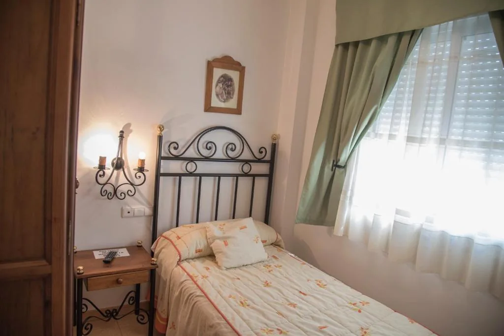 Eenpersoonskamer — Hostal DP El Pilar