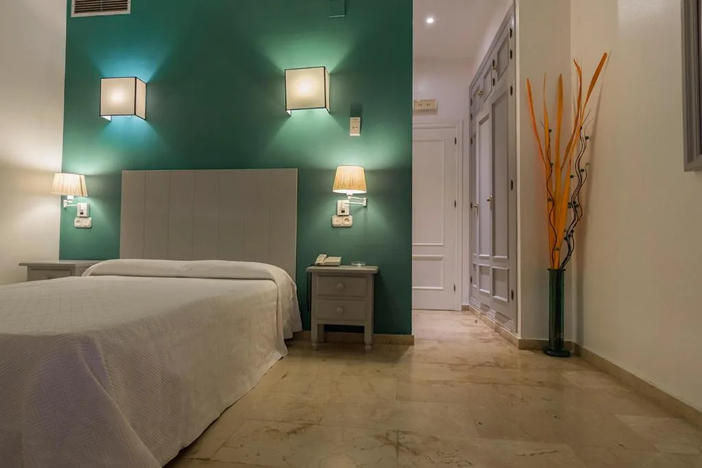 Doppelzimmer – 1 oder 2 Betten — Hostal Drago