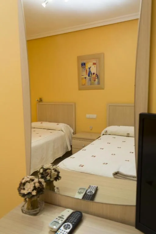 Camera doppia - 2 letti — Hostal Dulcinea