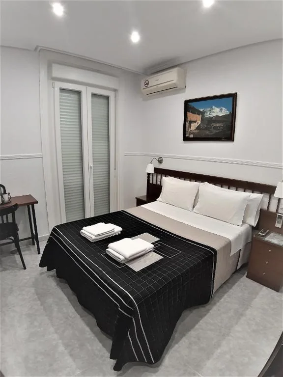 Camera Matrimoniale — Hostal Dulcinea