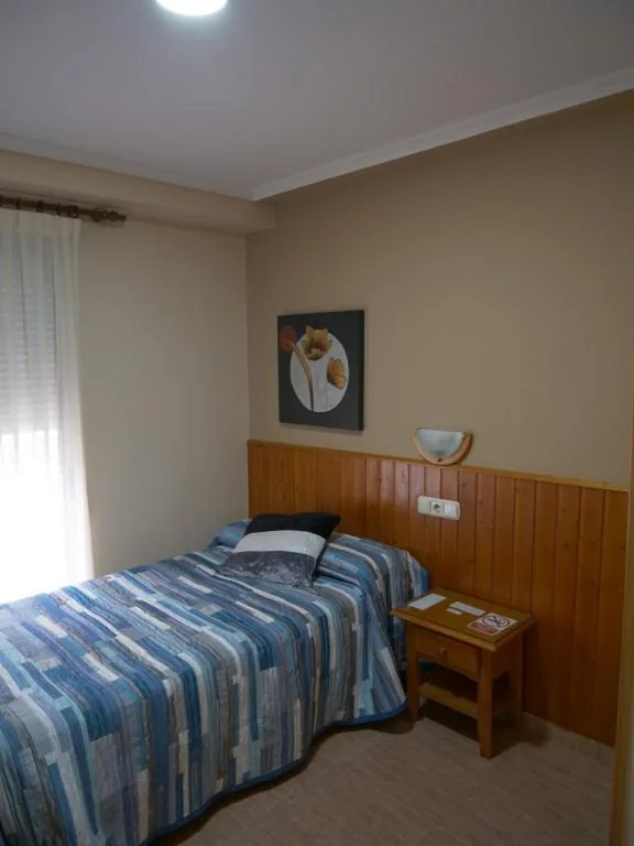 シングルルーム — Hostal Durá