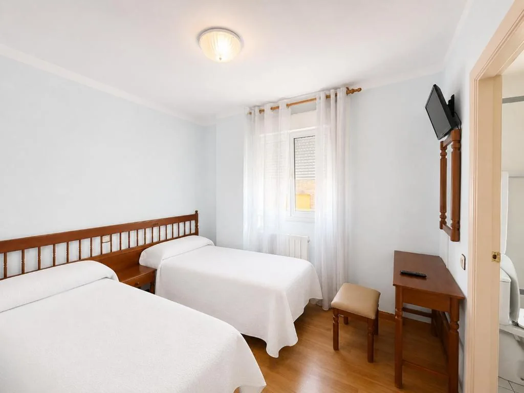 Doppelzimmer mit 2 Betten — Hostal ** EC León