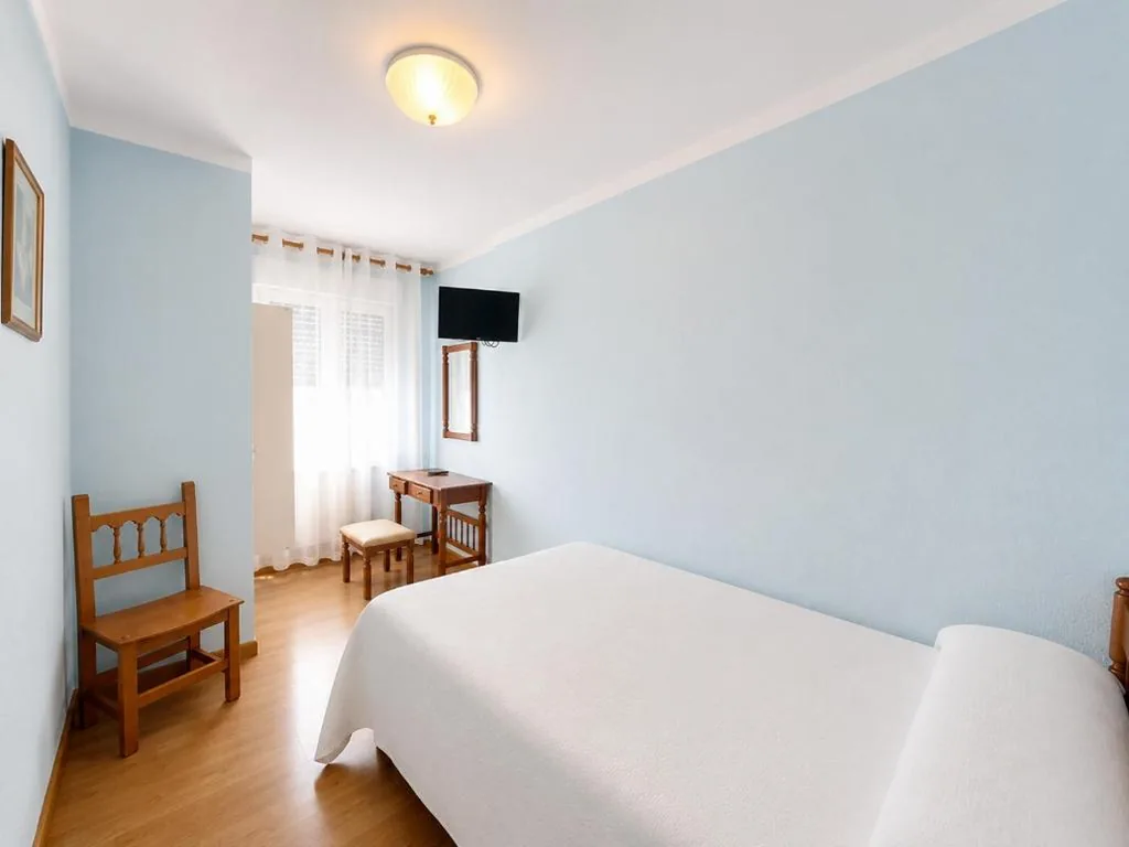 Doppelzimmer — Hostal ** EC León