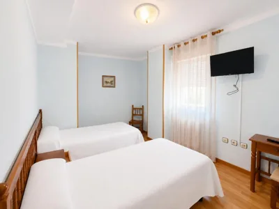 Hostal ** EC León — Foto 4