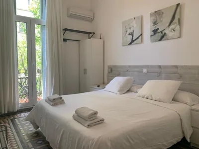 Hostal Eixample — Foto 2