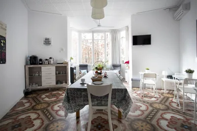 Hostal Eixample — Foto 8