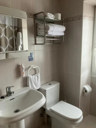 Hostal Ekaitza — Foto 2