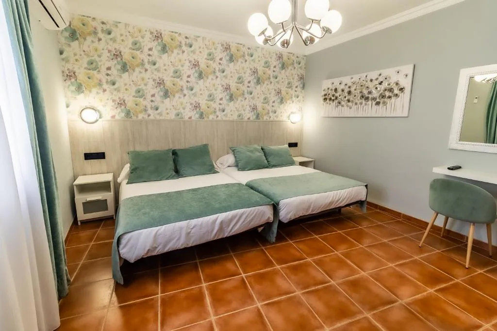 Family Room — Hostal El Bomba