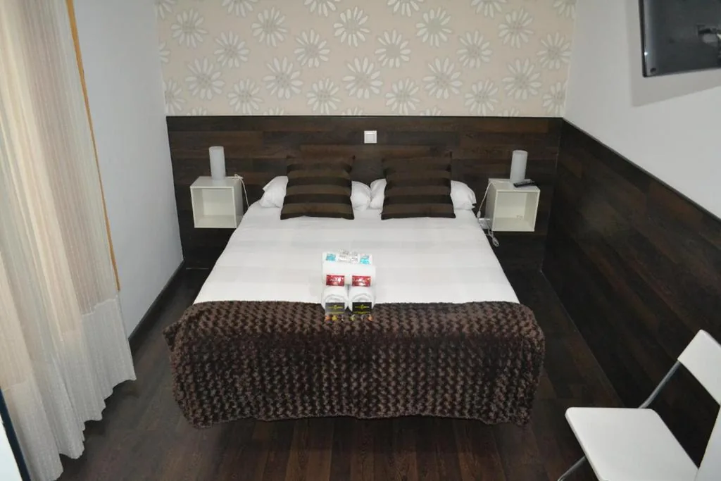Double Room — Hostal El Brezo