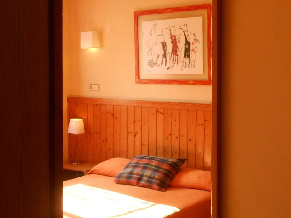 Standard-Doppelzimmer mit Ventilator — Hostal El Callejón