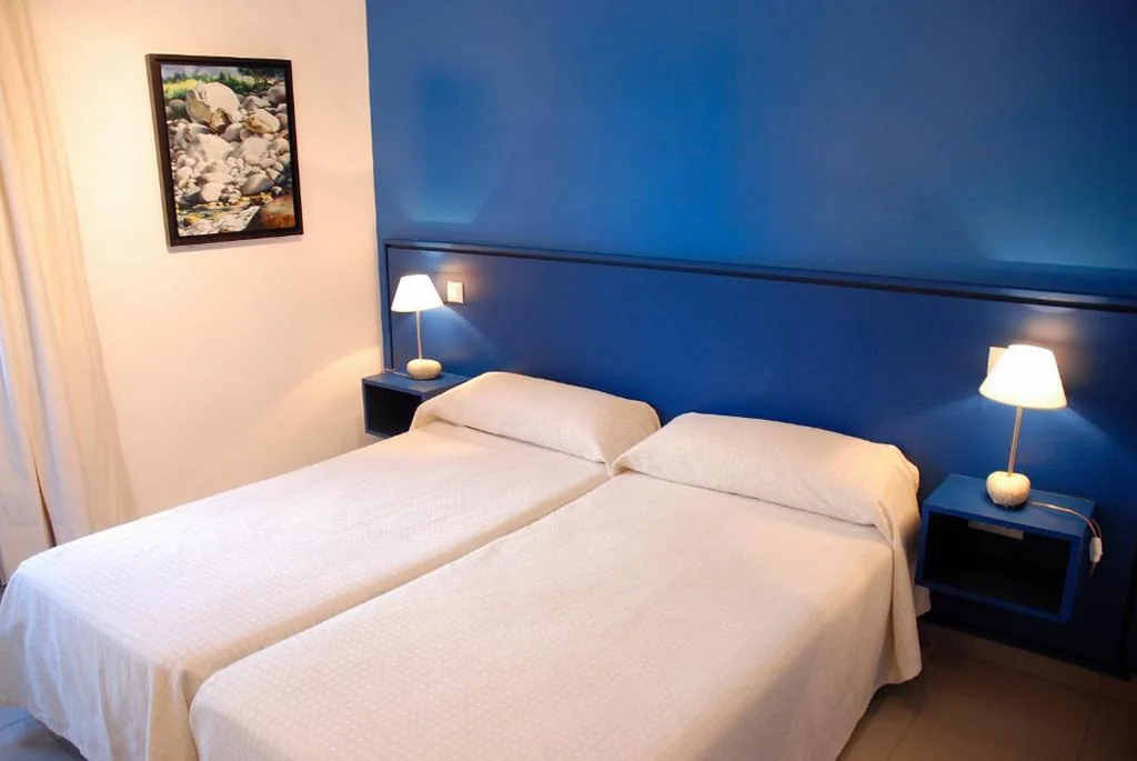 Tweepersoonskamer - 1 of 2 bedden — Hostal El Cardenillo