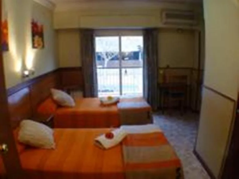 Camera doppia - 1 o 2 letti — Hostal El Carmen