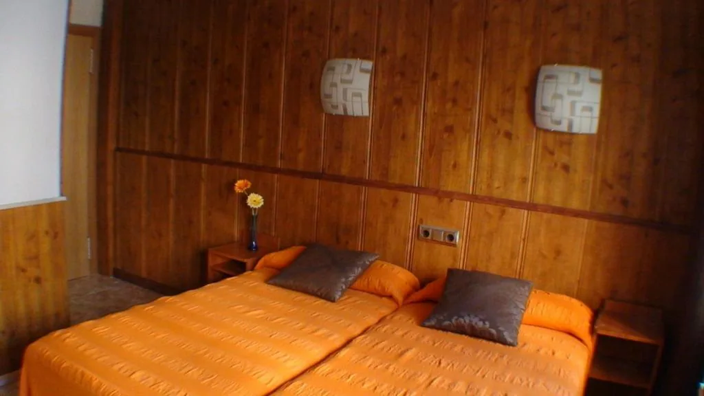 Camera doppia - 2 letti — Hostal El Carmen