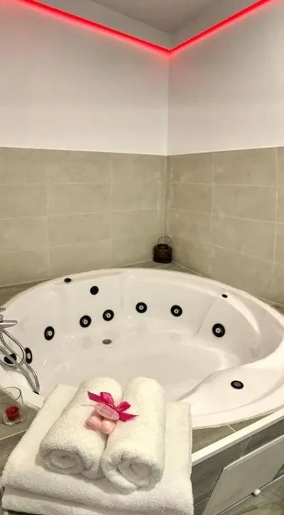 Hostal El Castillo Alcala De Guadaira — foto 9