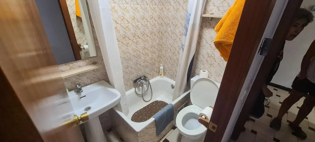 小さめのシングルルーム — Hostal El Molino