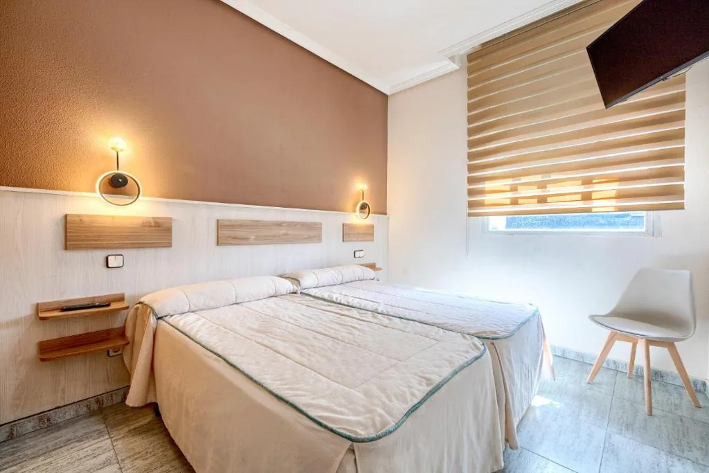 Camera matrimoniale — Hostal El Molino