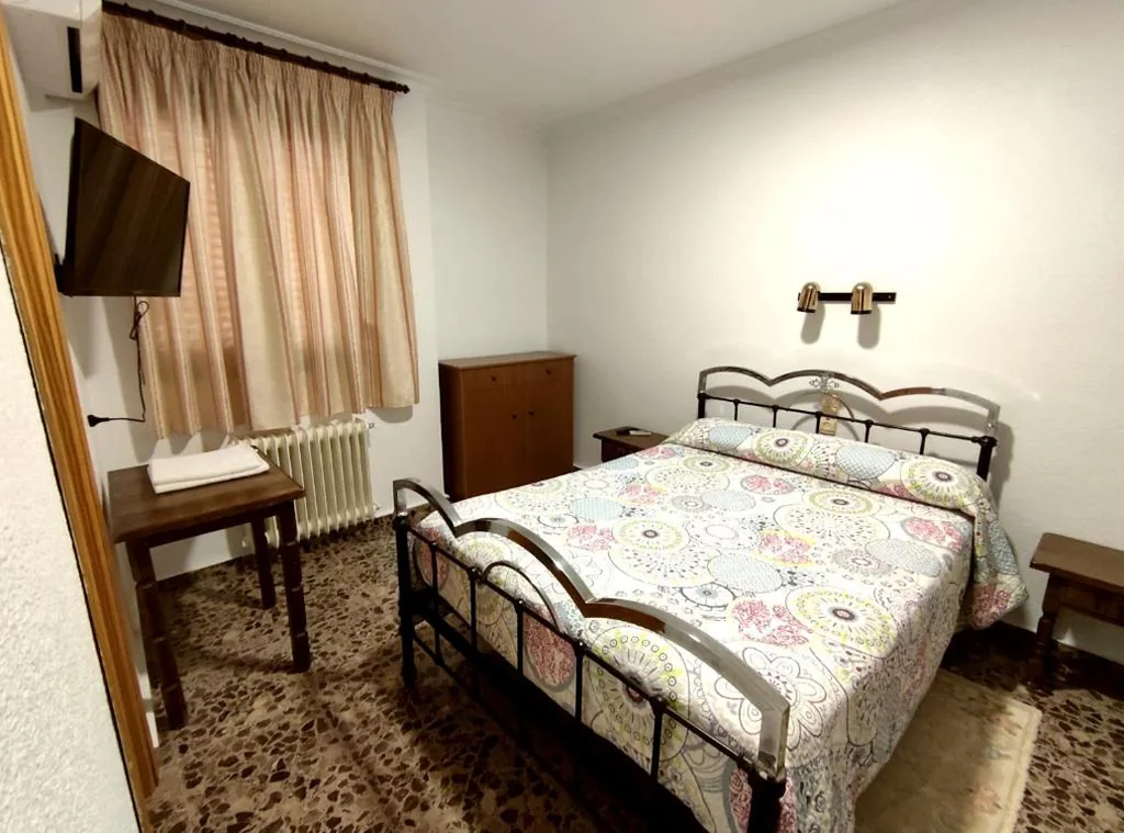 Chambre Deluxe - 1 grand lit — Hostal El Molino